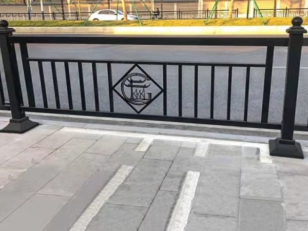 道路護欄
